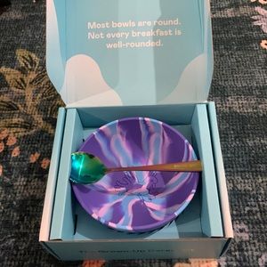 Magic Spoon Parrot Cereal Bowl with Spoon